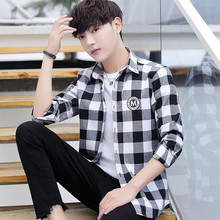 Black and white plaid shirt, men's soil, long sleeve, Korean Edition, junior high school students, handsome, wearing shirt outside
