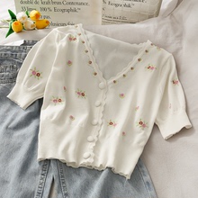 Retro sweet Embroidery Flower knitted cardigan T-shirt women V-neck sweet top