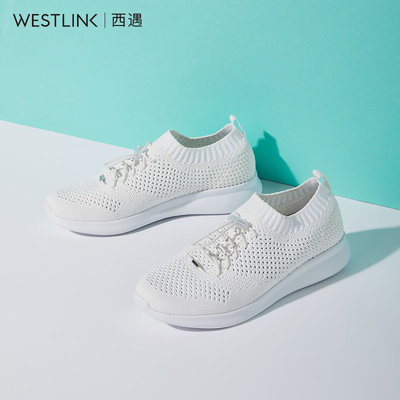 西遇19年新款透气松紧带运动鞋