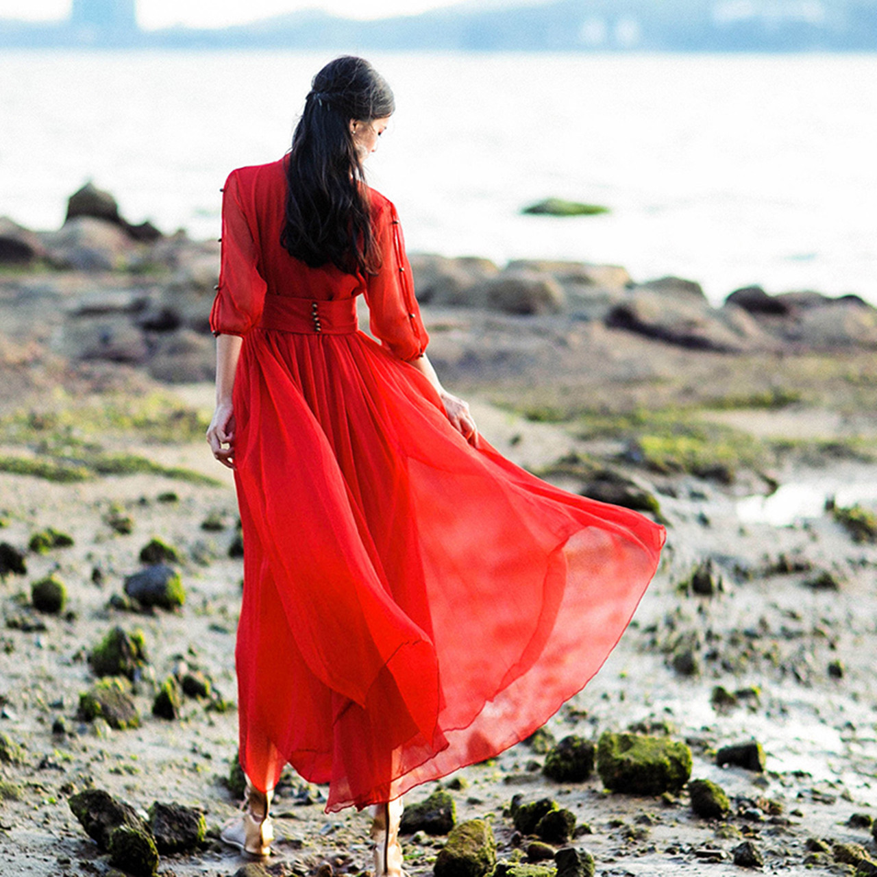 红色连衣裙改良汉服沙漠拍照长裙显瘦超仙沙滩裙宽松收腰海边度假
