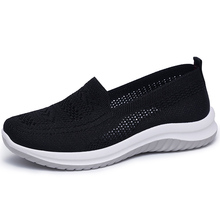 Old Beijing cloth shoes, women's mesh shoes, breathable mesh, middle-aged and old mothers' shoes, one foot soft sole