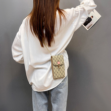 Summer versatile Mini chain mobile bag for women new Korean fashion messenger mobile bag